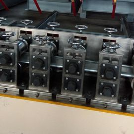 Durable CZ Purlin Roll Forming Machine Dual Holes Punching 11 MAp Work Pressure