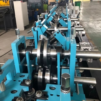 Auto Size Changeable C Z Purlin Roll Forming Machine For Galvanized Coil