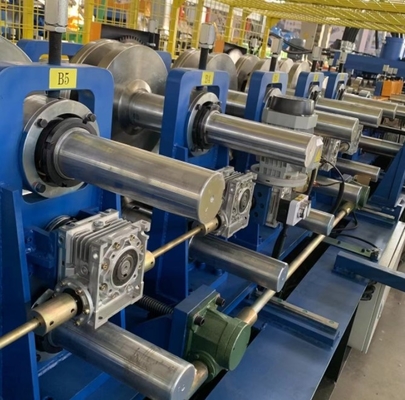 Fully Automatic Adjustable CZ Purlin Machine Before Shearing