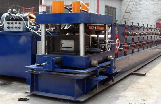 pm16434935-6_tons_total_weight_cz_purlin_roll_forming_machine_with_sheet_metal_straightening 6 Tons Total Weight CZ Purlin Roll Forming Machine With Sheet Metal Straightening