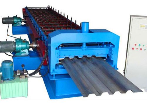 900 Freight Car Panel  Roll Forming Machine For Different Steel Sheet