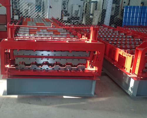 pm16644912-building_material_double_layer_roof_sheet_making_machine_guardrail_roll_forming_machine Building Material Double Layer Roof Sheet Making Machine , Guardrail Roll Forming Machine