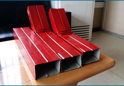 Double Screw Water Drain Round Pipe Roll Forming Machine 8-12 M / Min Production Capacity