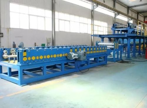 pm17101756-double_layer_sandwich_panel_roll_forming_machine_production_line_for_building Double Layer Sandwich Panel Roll Forming Machine Production Line For Building