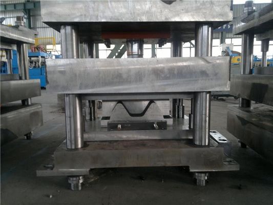 Highway Guardrail Roll Forming Machine High Yield Strength Galvanized W Beam