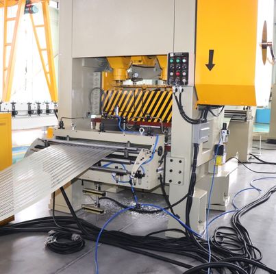 pm207912821-automatic_punching_and_cut_to_length_production_line Automatic punching and cut to length production line