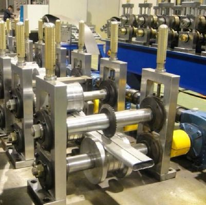 pm35986465-interlocked_light_keel_roll_forming_machine_oval_tube_gcr12mov Interlocked Light Keel Roll Forming Machine Oval Tube Gcr12mov