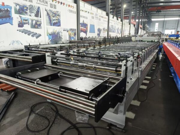 微信图片_20260623135056_15_41 840 Trapezoial roofing sheet machine