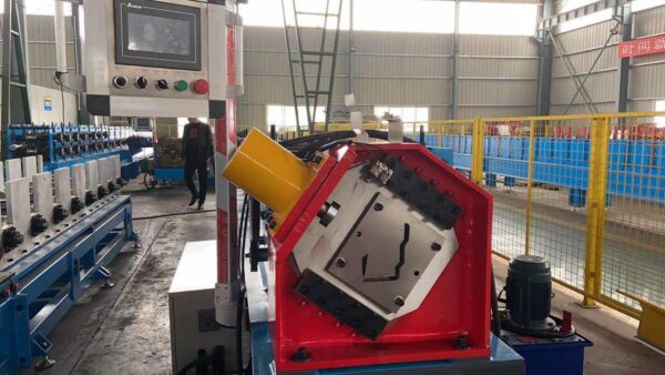 4月2号导入图片 796 High-Performance Rain Gutter Roll Forming Machine