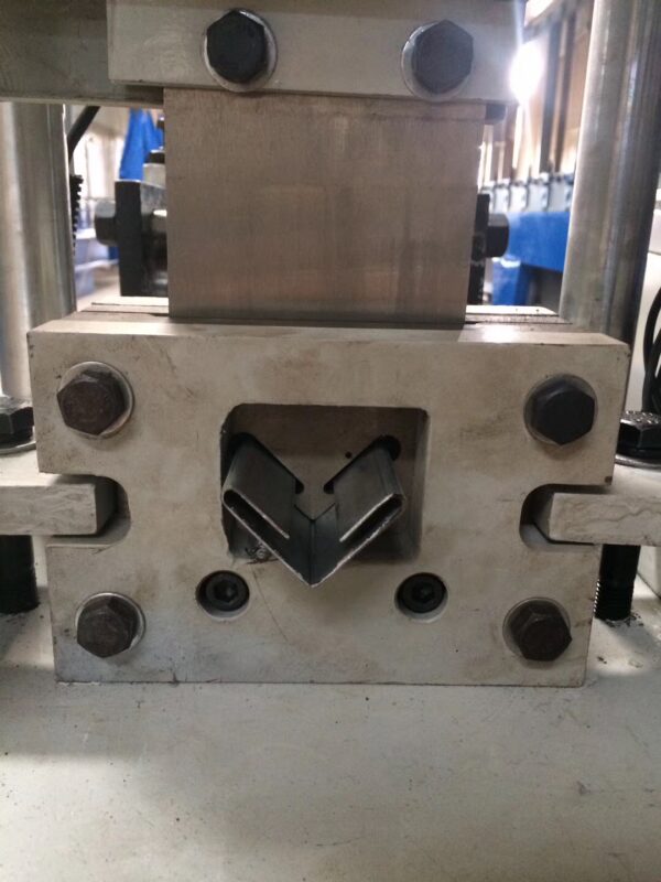 IMG_3589 Angle Steel Keel Roll Forming Machine