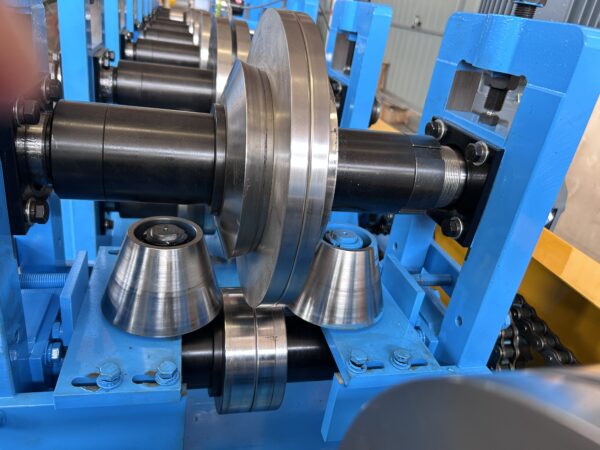 微信图片_20260729102501_1526_3 Fully Automatic Cable Tray Production Line | Quick Size Change Cable Tray Making Machine