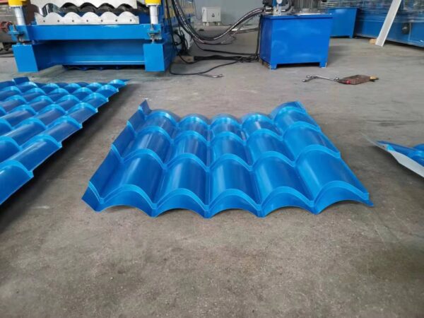 正圆琉璃瓦 (3) Advanced Metal Tile Roll Forming Machine for Precision Roofing Production