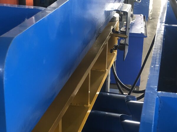 正圆琉璃瓦 (6) Advanced Metal Tile Roll Forming Machine for Precision Roofing Production